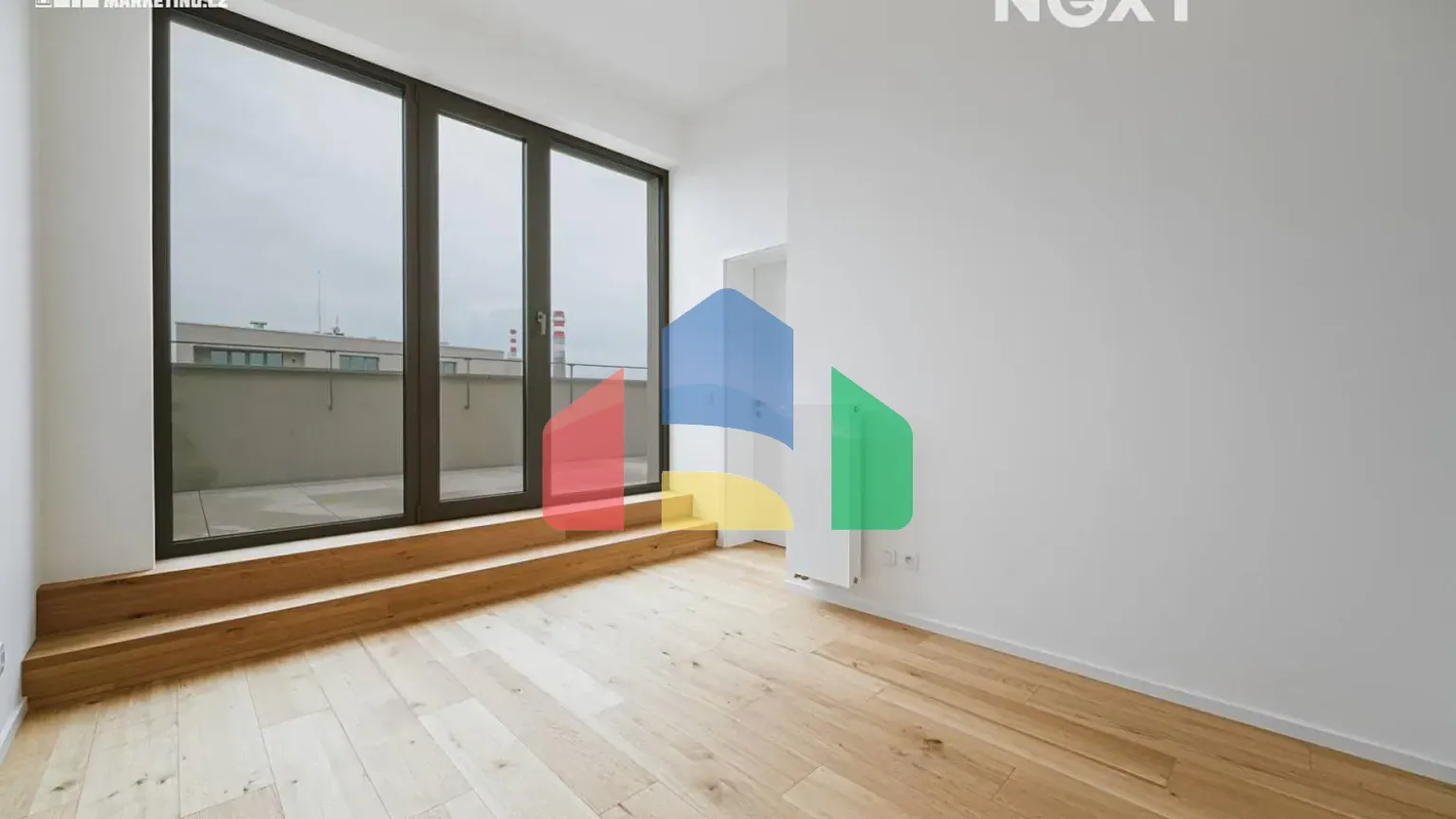 На продажу квартира 3-комн. студия 83 m²