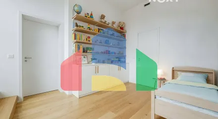 На продажу квартира 3-комн. студия 83 m²