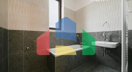 На продажу квартира 3-комн. студия 83 m²