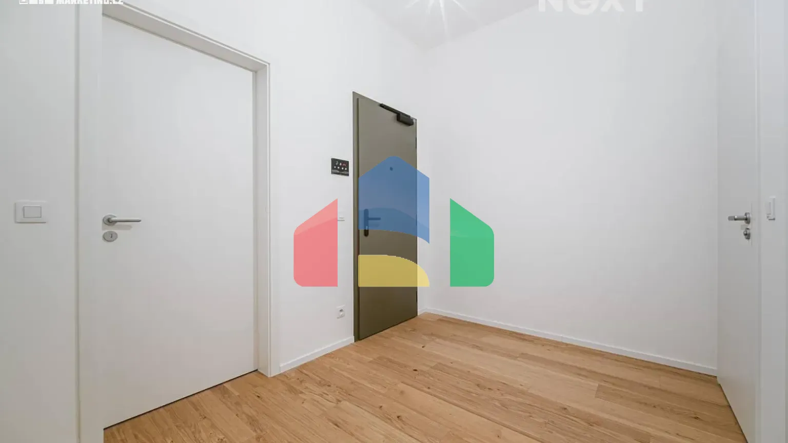 На продажу квартира 3-комн. студия 83 m²