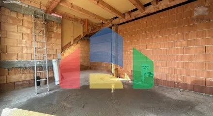 На продажу квартира 4-комн. студия 95 m²