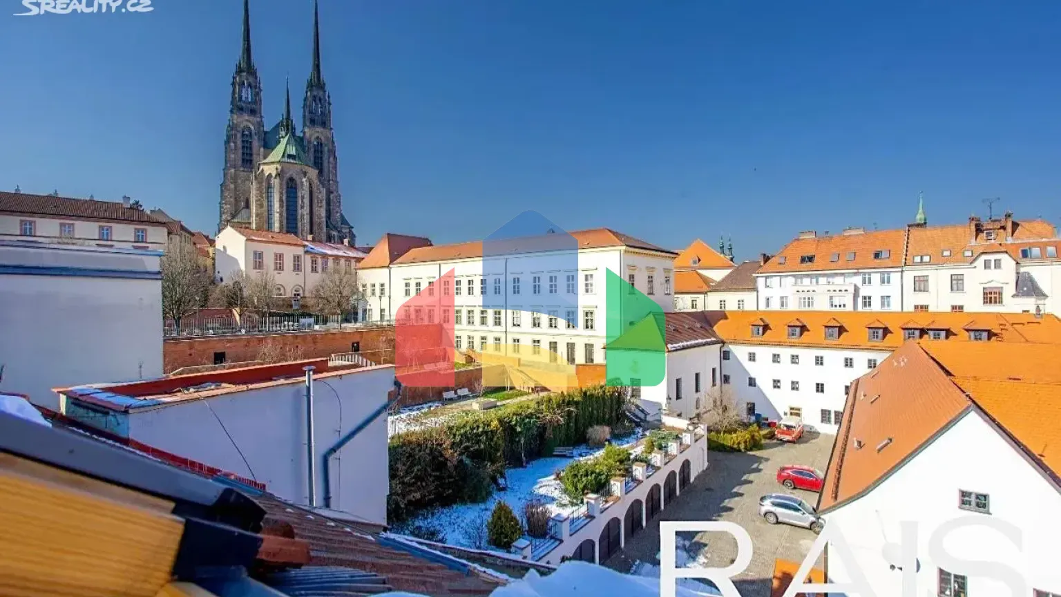 На продажу квартира 2-комн. студия 32 m²