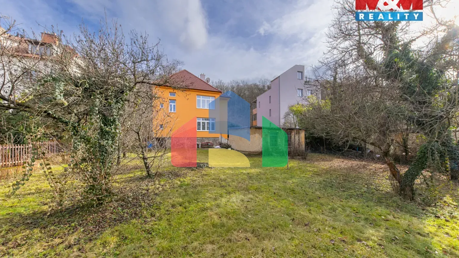 На продажу семейные дома 175 m², земельный участок 1254 m²