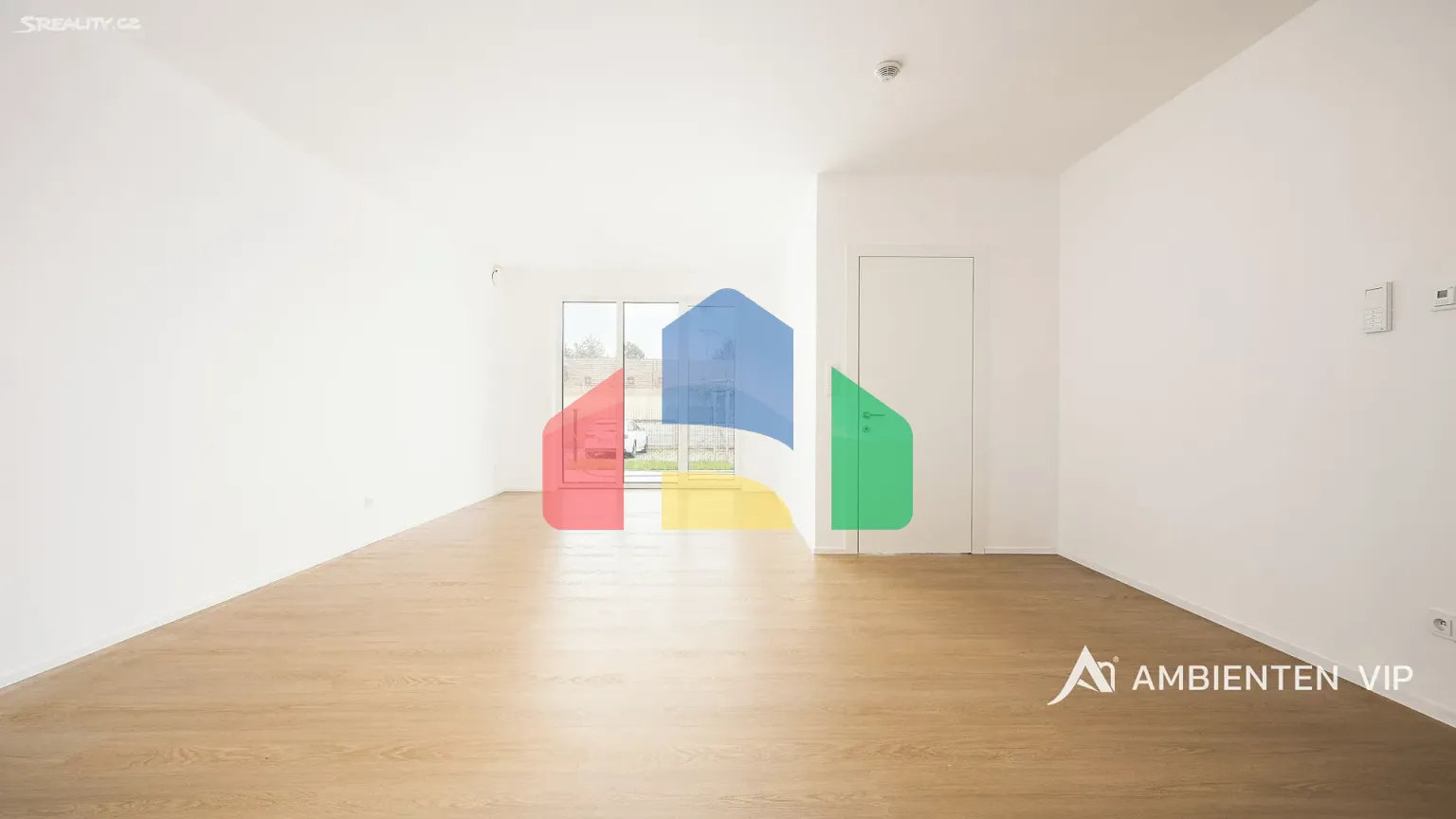 На продажу квартира 2-комн. студия 74 m²