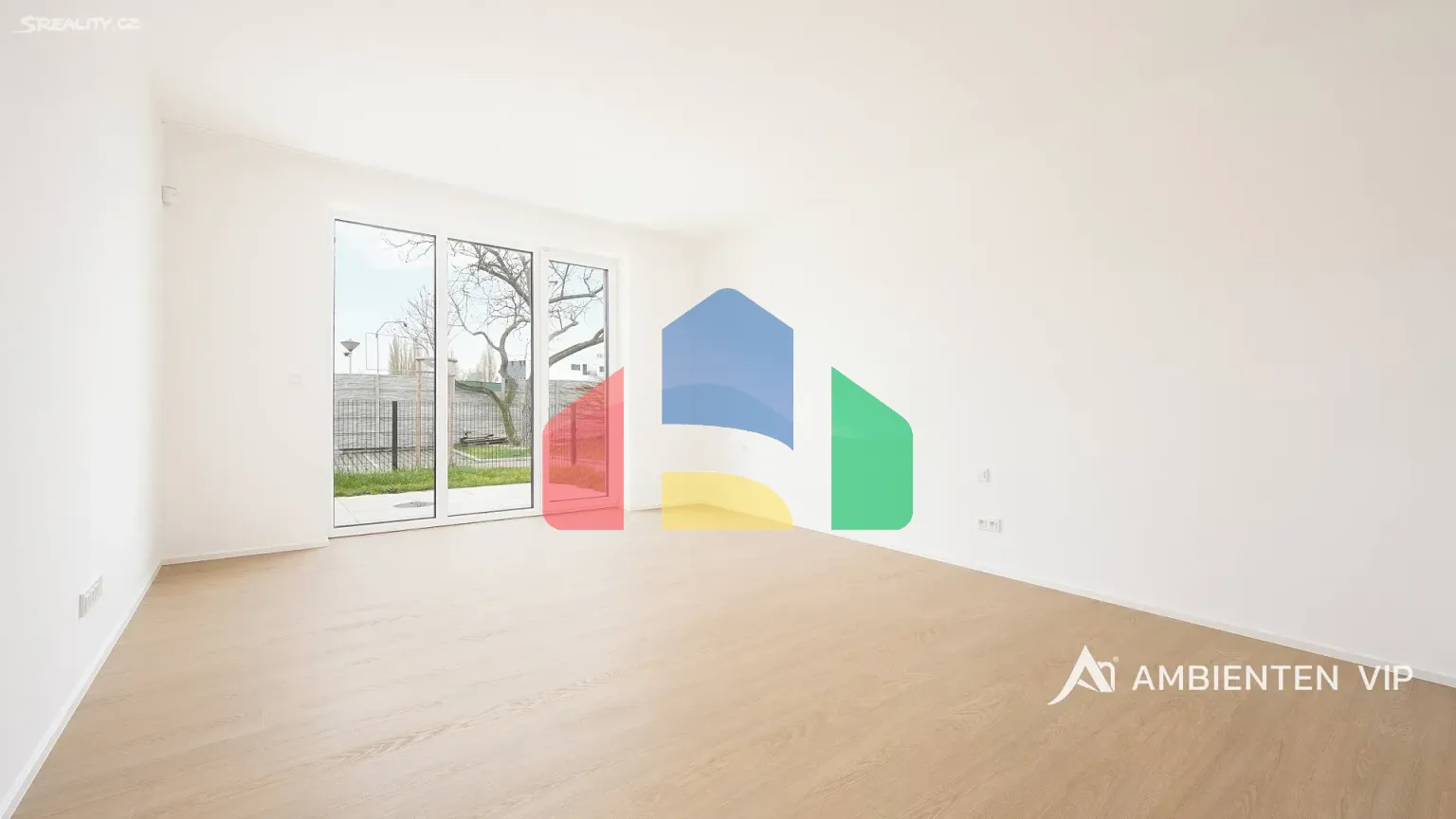 На продажу квартира 2-комн. студия 74 m²