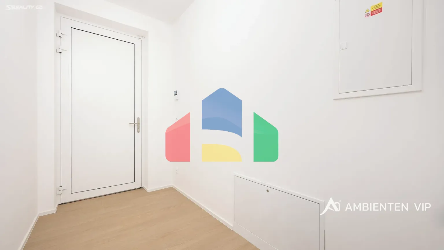 На продажу квартира 2-комн. студия 74 m²