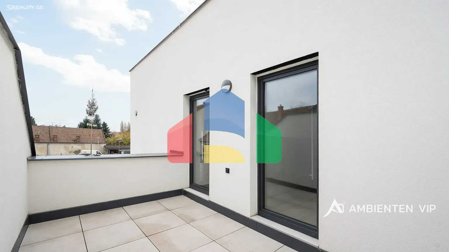 На продажу квартира 2-комн. студия 62 m²