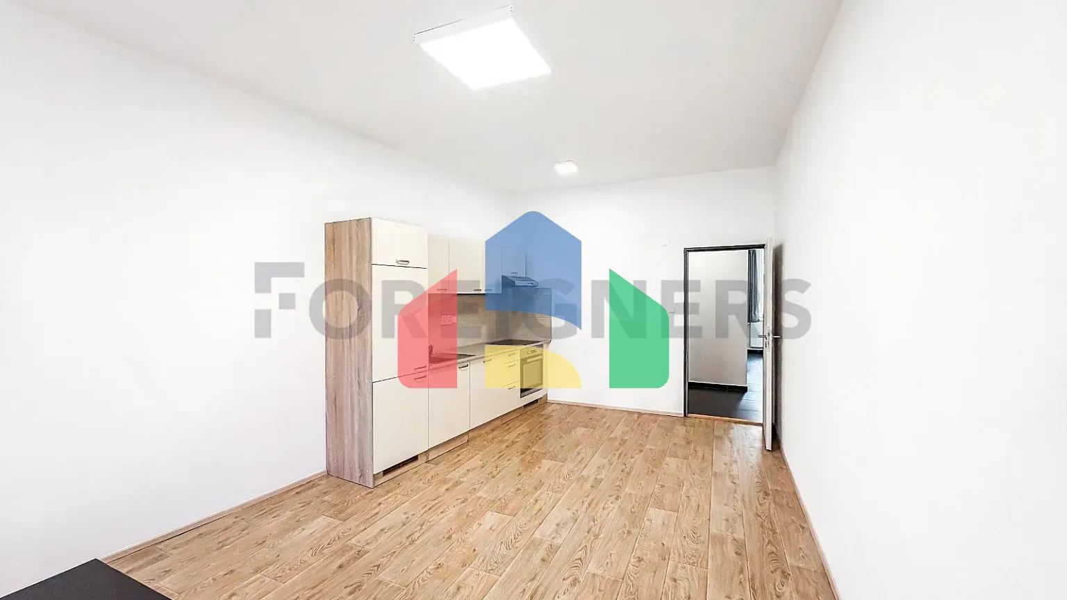 На продажу квартира 2-комн. студия 55 m²