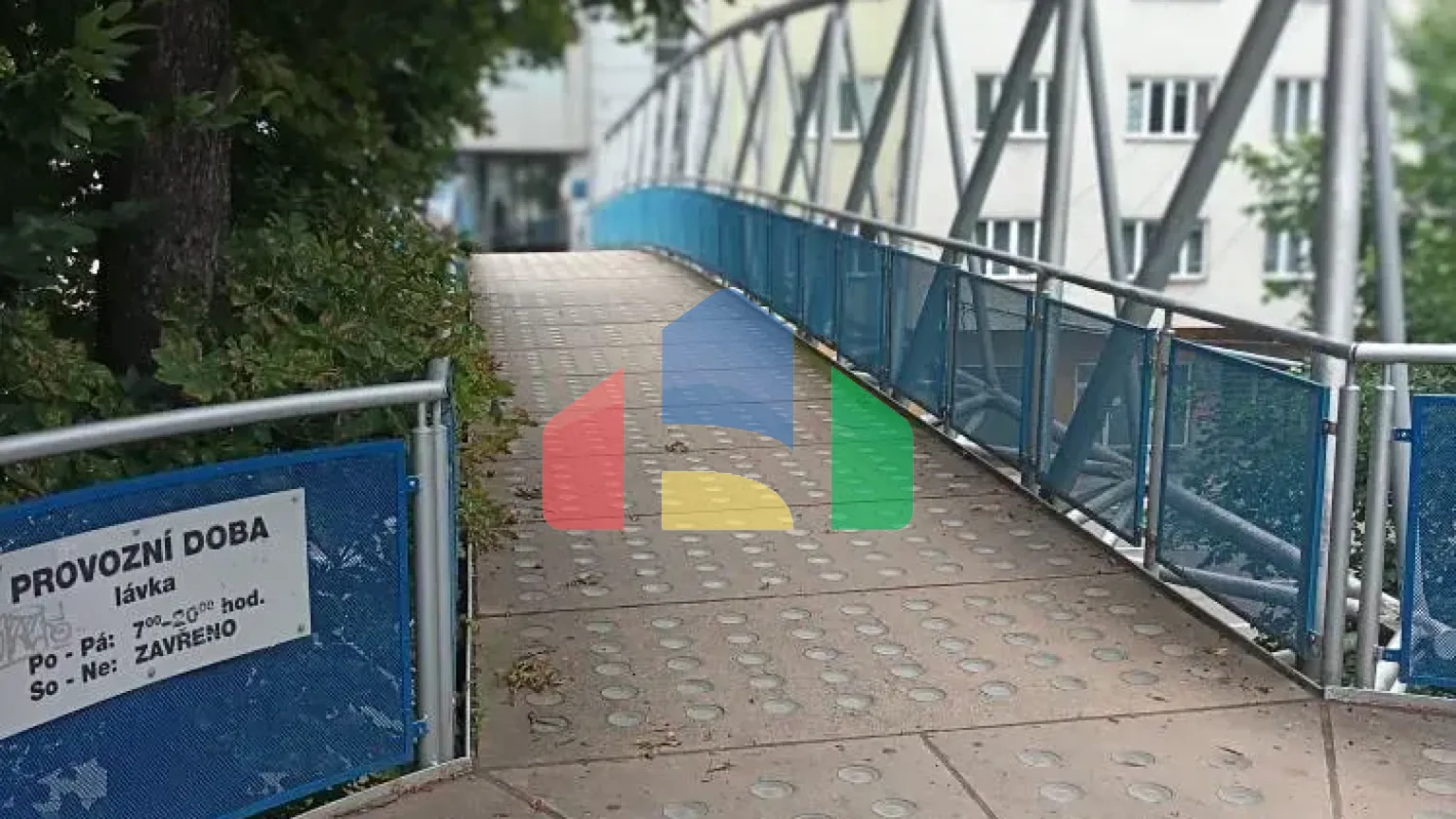 На продажу торговые помещения 27 m²