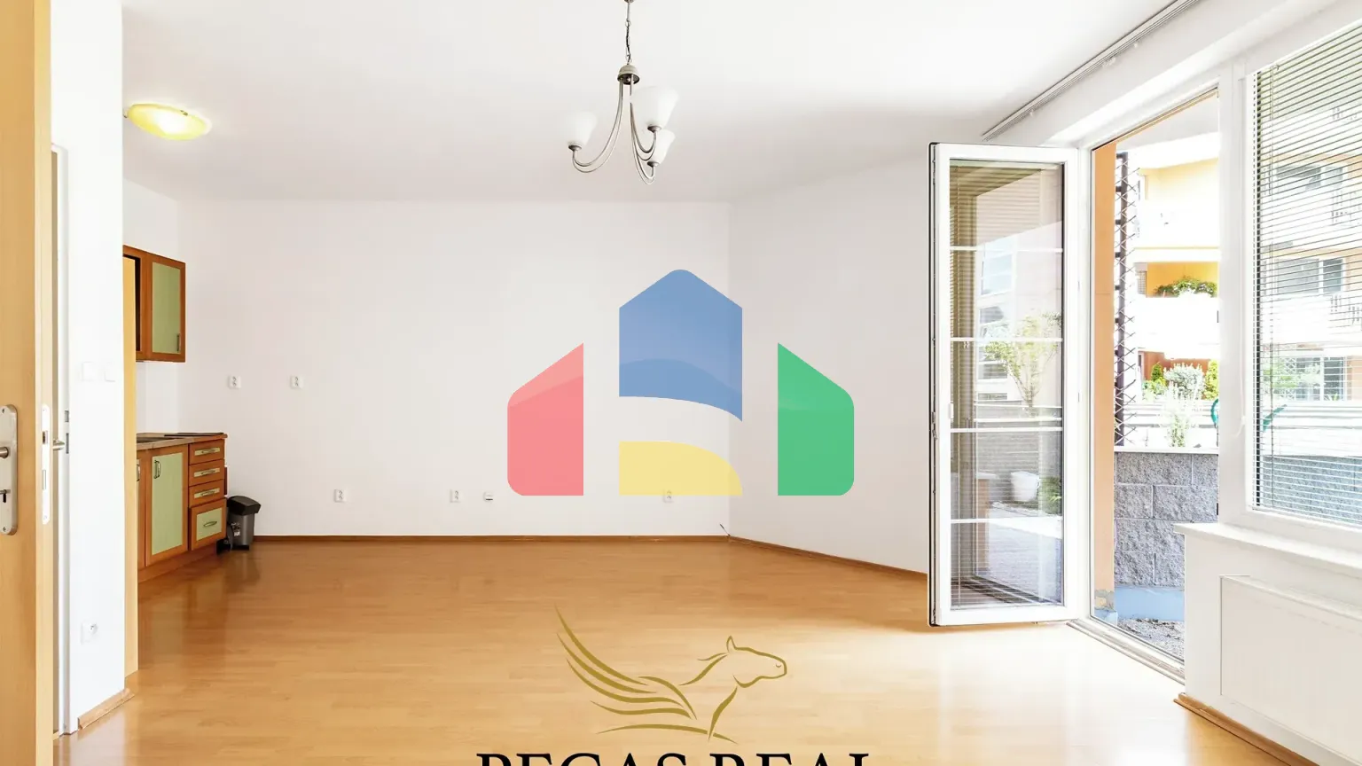 На продажу квартира 1-комн. студия 40 m²