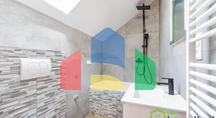 На продажу семейные дома 214 m², земельный участок 166 m²