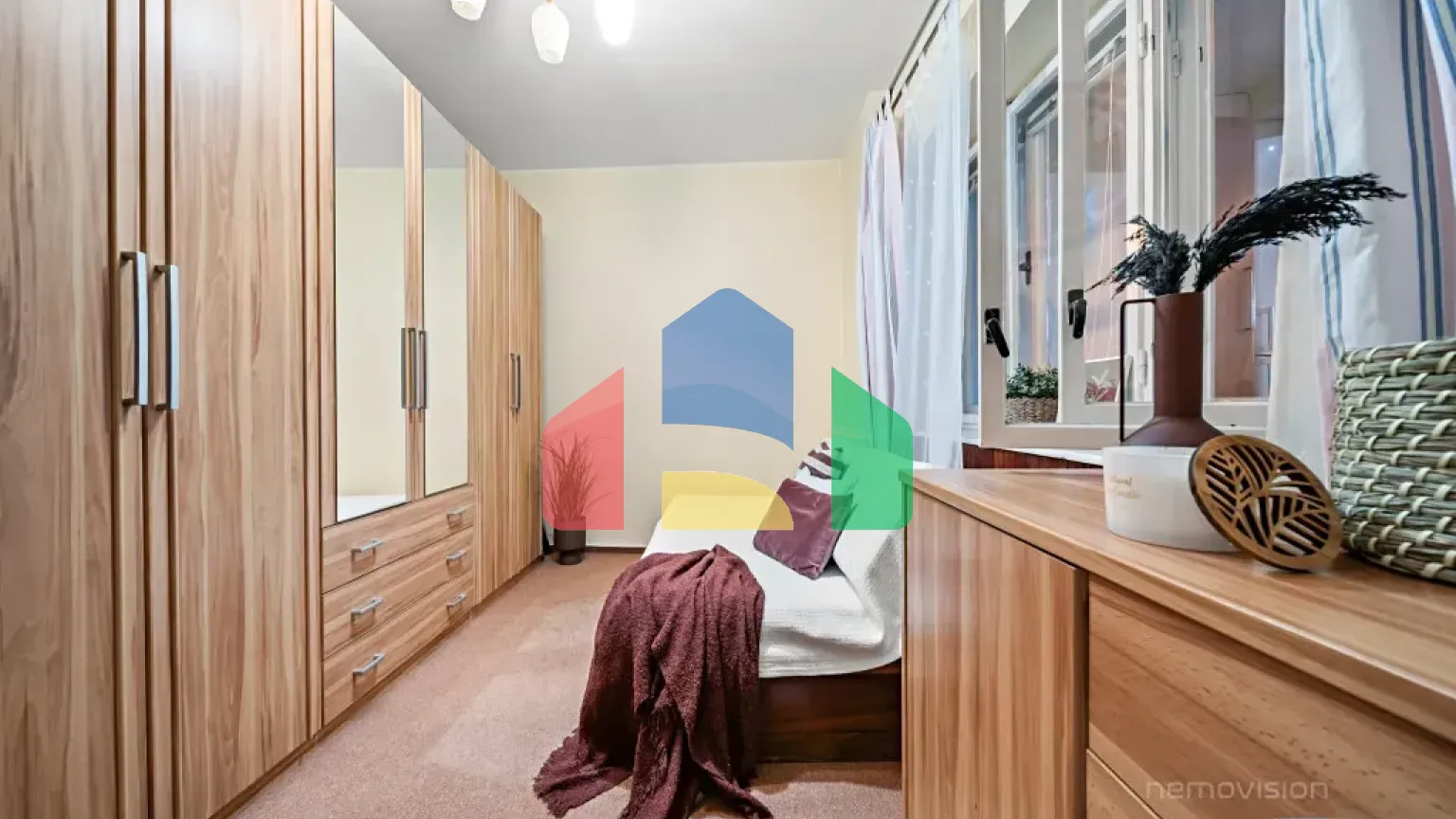 На продажу семейные дома 184 m², земельный участок 182 m²