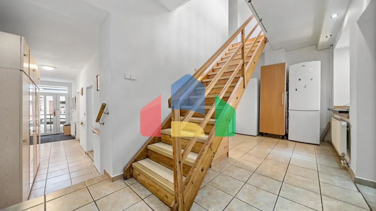 На продажу семейные дома 184 m², земельный участок 182 m²