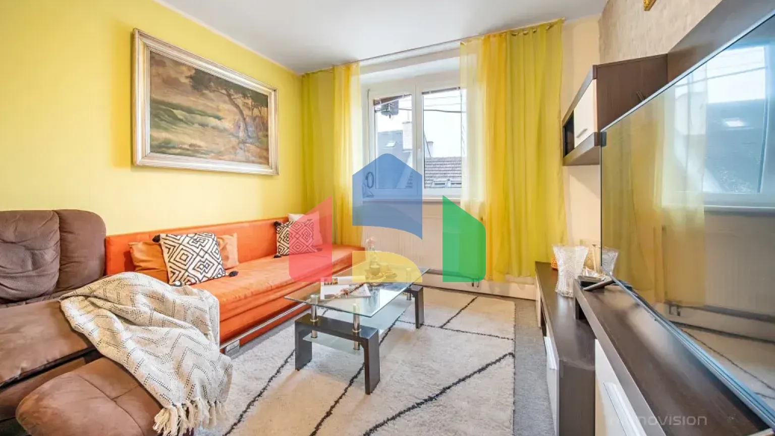 На продажу семейные дома 184 m², земельный участок 182 m²