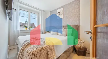 На продажу семейные дома 184 m², земельный участок 182 m²