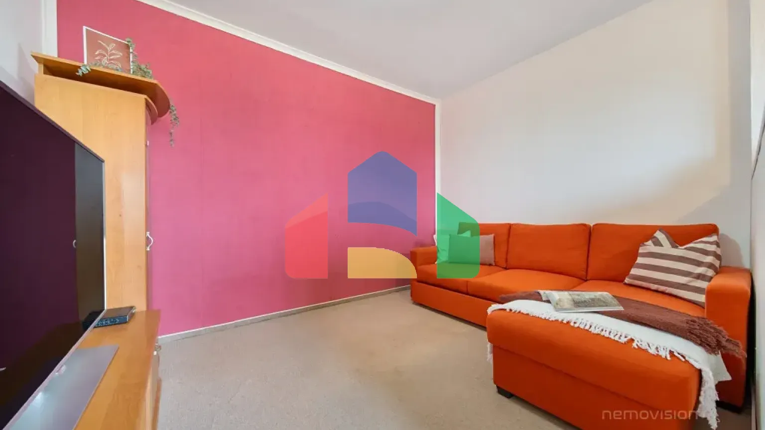 На продажу семейные дома 184 m², земельный участок 182 m²