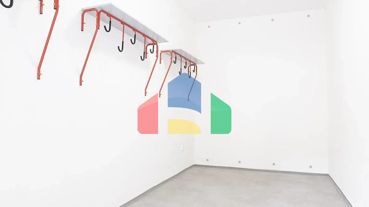 На продажу торговые помещения 127 m²