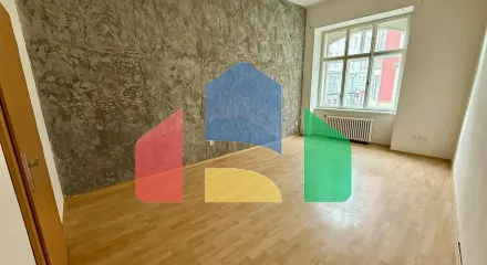 На продажу квартира 3-комн. студия 88 m²