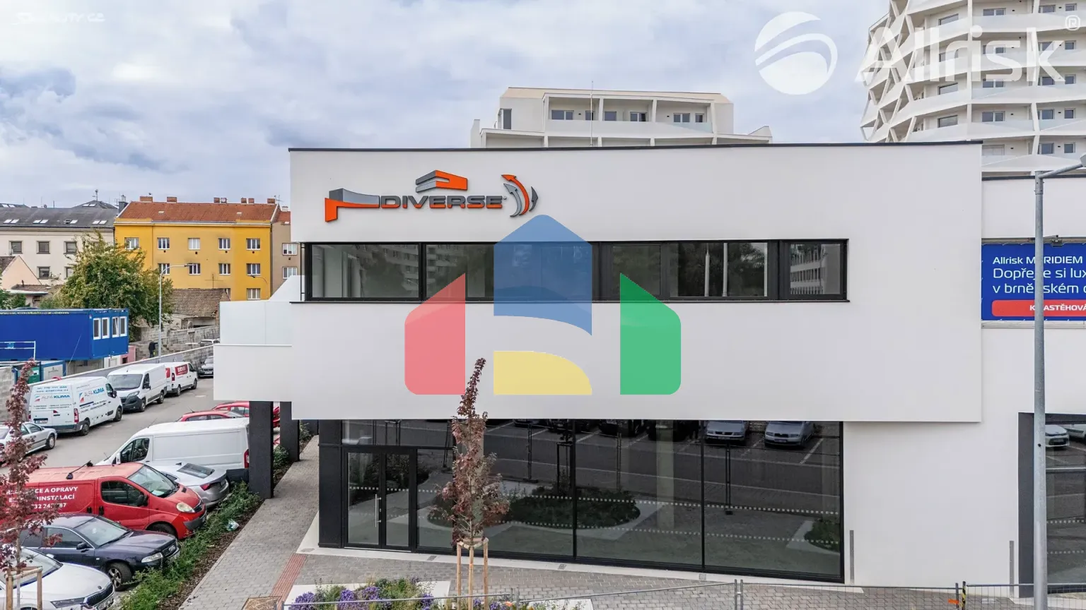 На продажу торговые помещения 147 m²