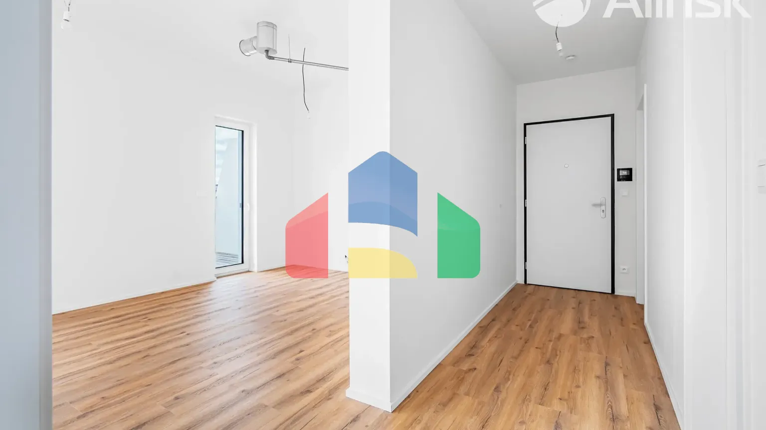 На продажу квартира 2-комн. студия 81 m²