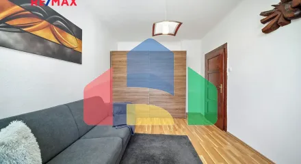 На продажу семейные дома 270 m², земельный участок 359 m²