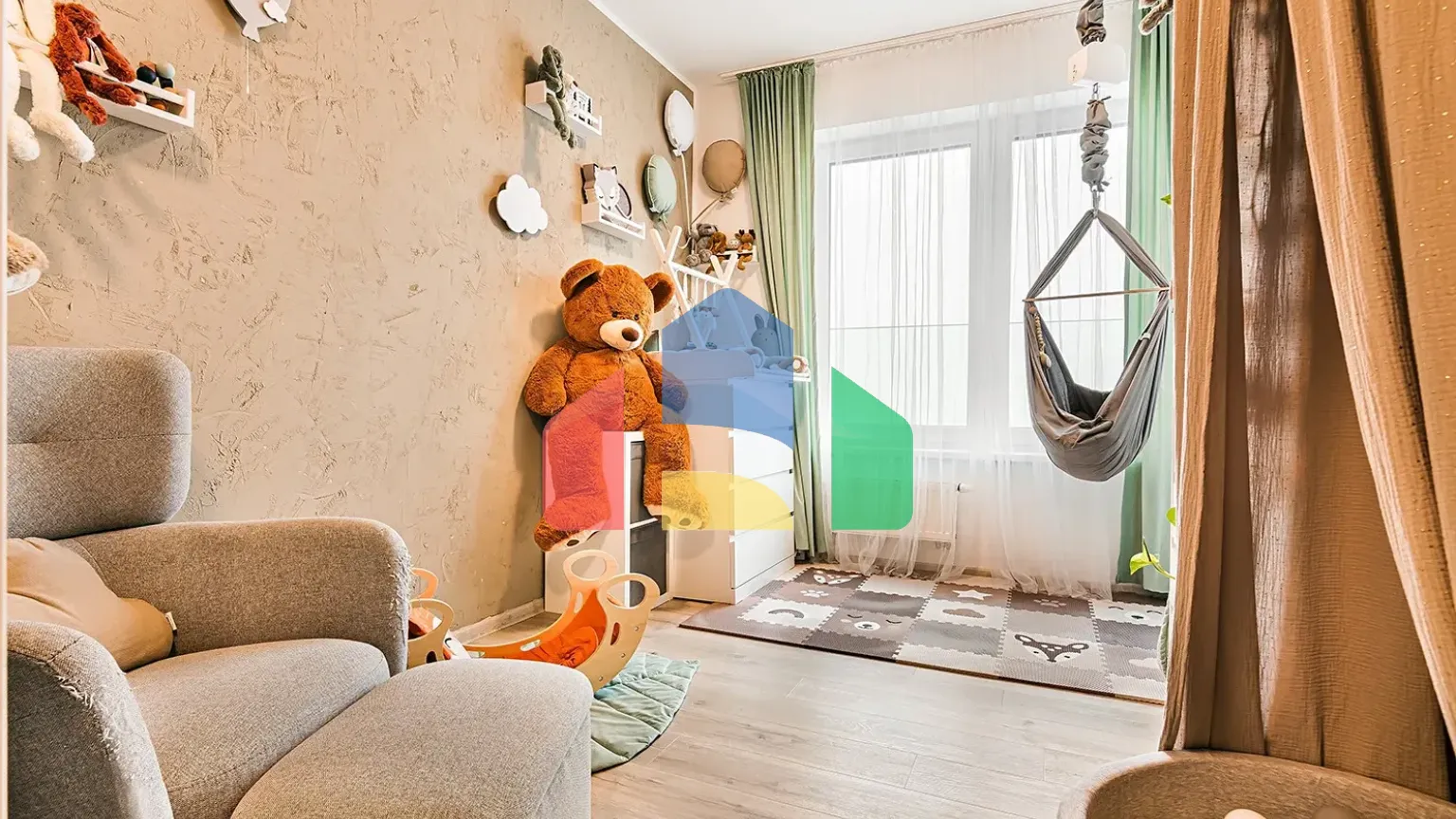 На продажу квартира 3-комн. студия 76 m²