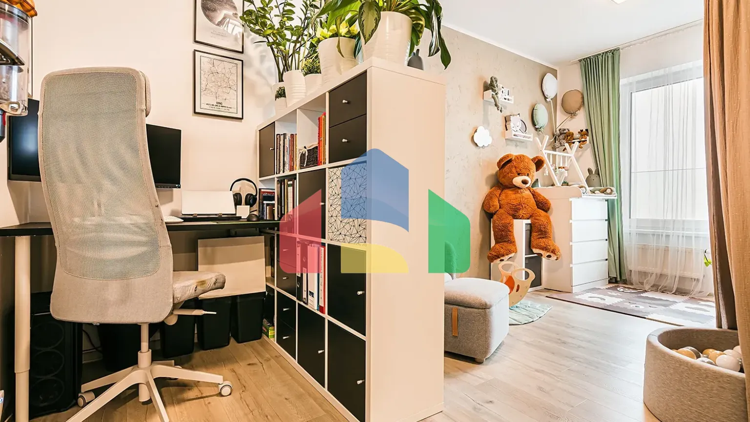 На продажу квартира 3-комн. студия 76 m²