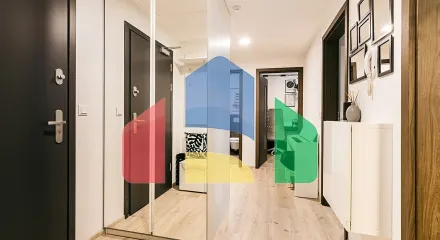 На продажу квартира 3-комн. студия 76 m²