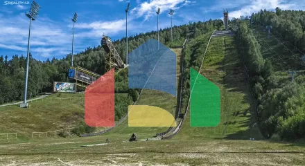 На продажу квартира 3-комн. студия 171 m²