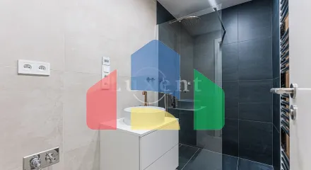 На продажу квартира 4-комн. студия 120 m² На продажу квартира 4-комн. студия 120 m²