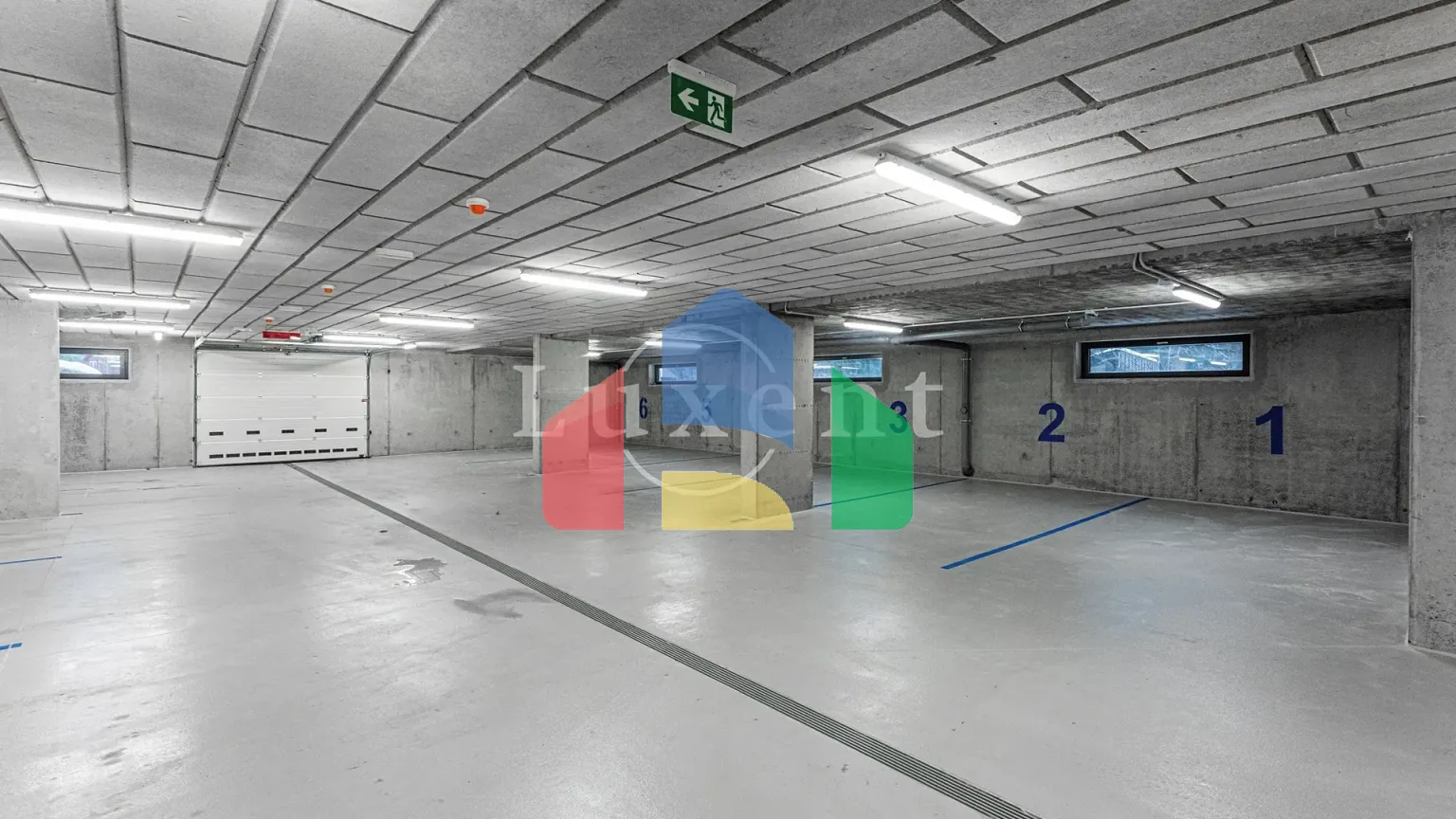 На продажу квартира 4-комн. студия 120 m²