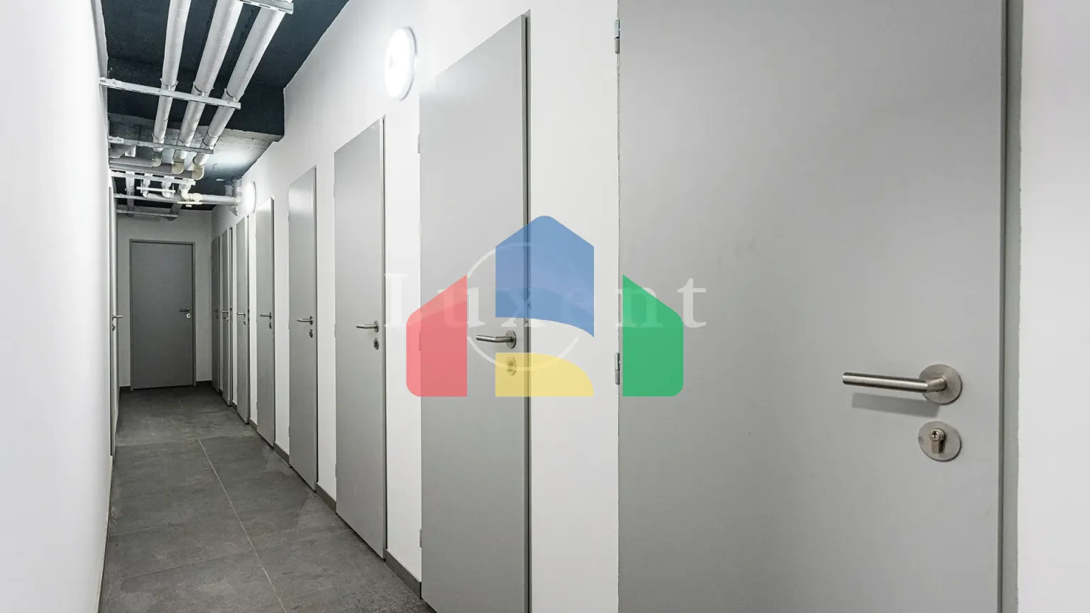 На продажу квартира 4-комн. студия 120 m²