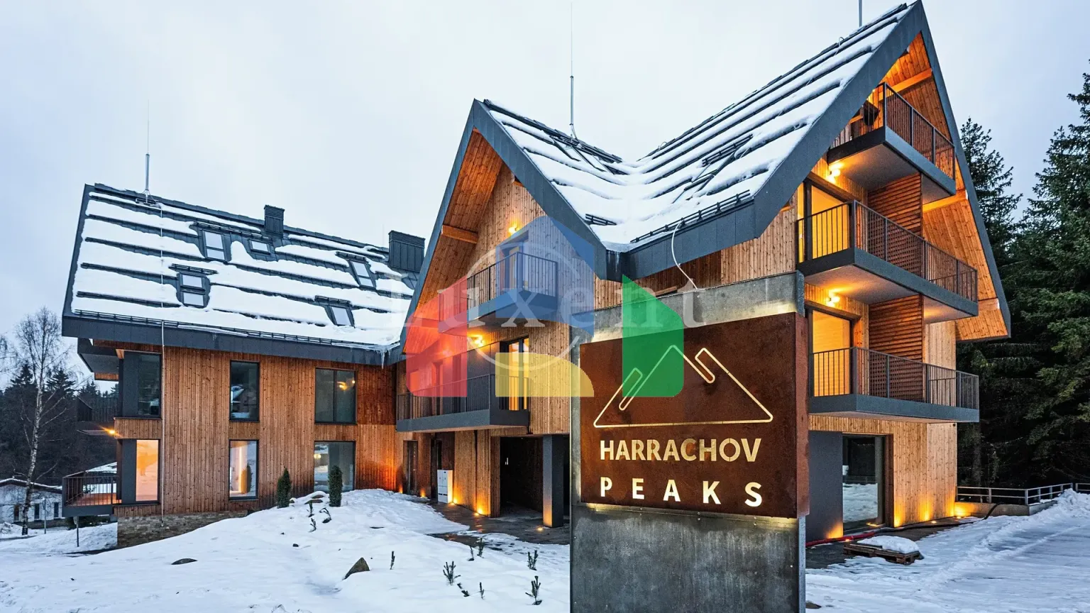 На продажу квартира 4-комн. студия 120 m²