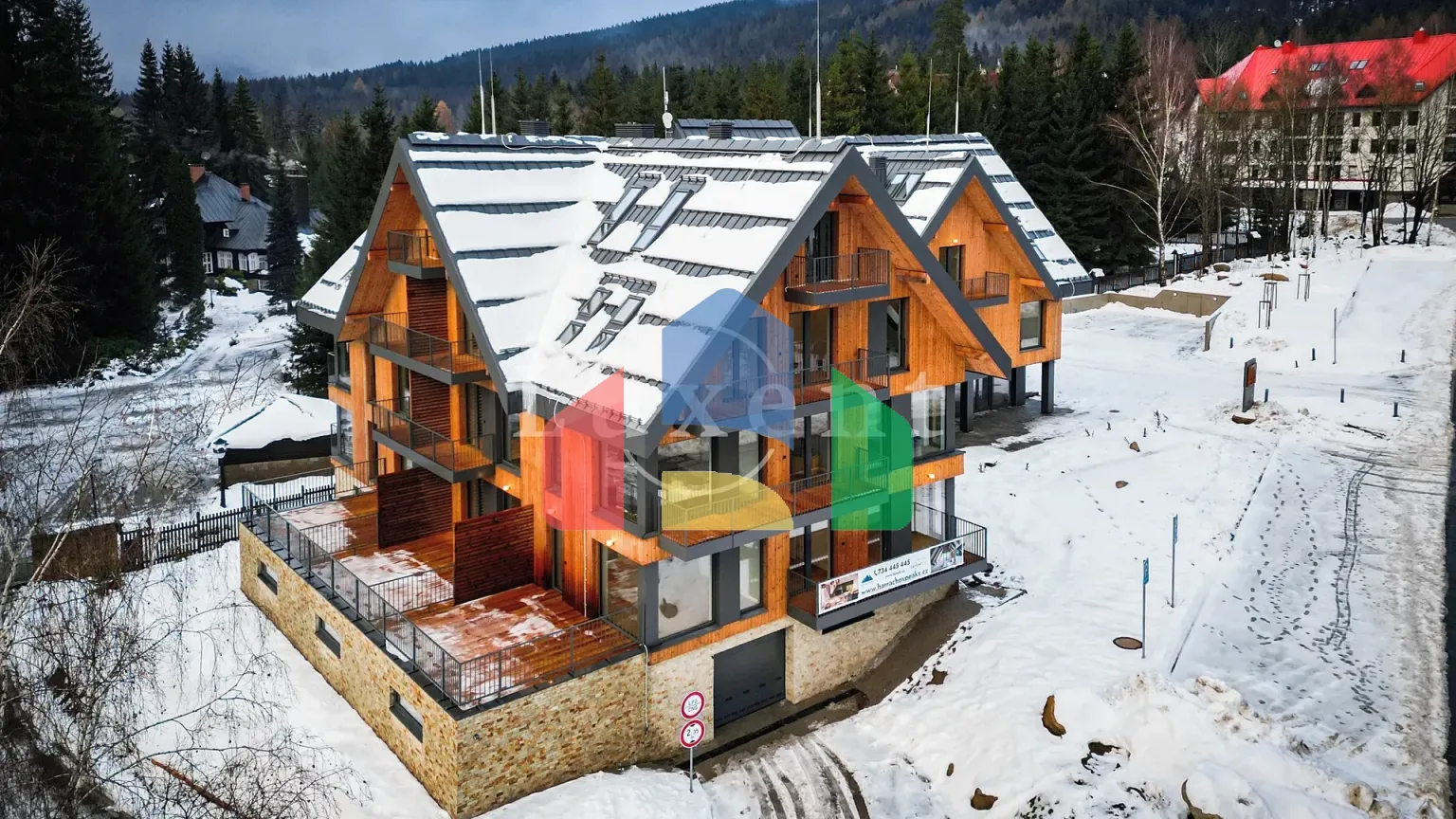 На продажу квартира 4-комн. студия 120 m²