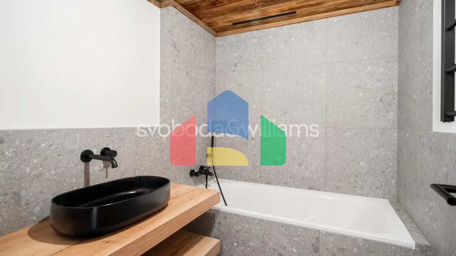 На продажу квартира 2-комн. студия 40 m²