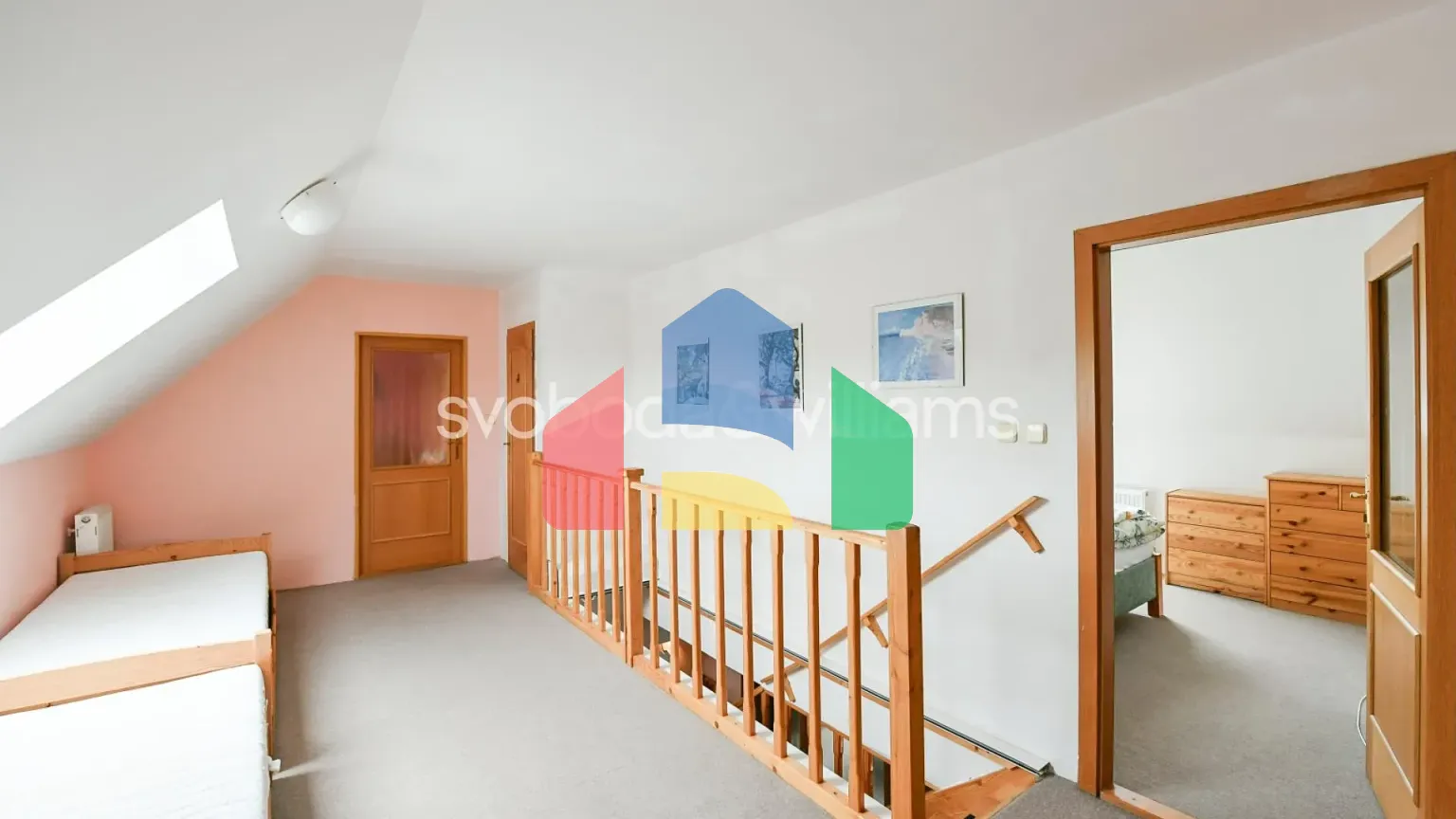 На продажу квартира от 6 комнат 157 m²