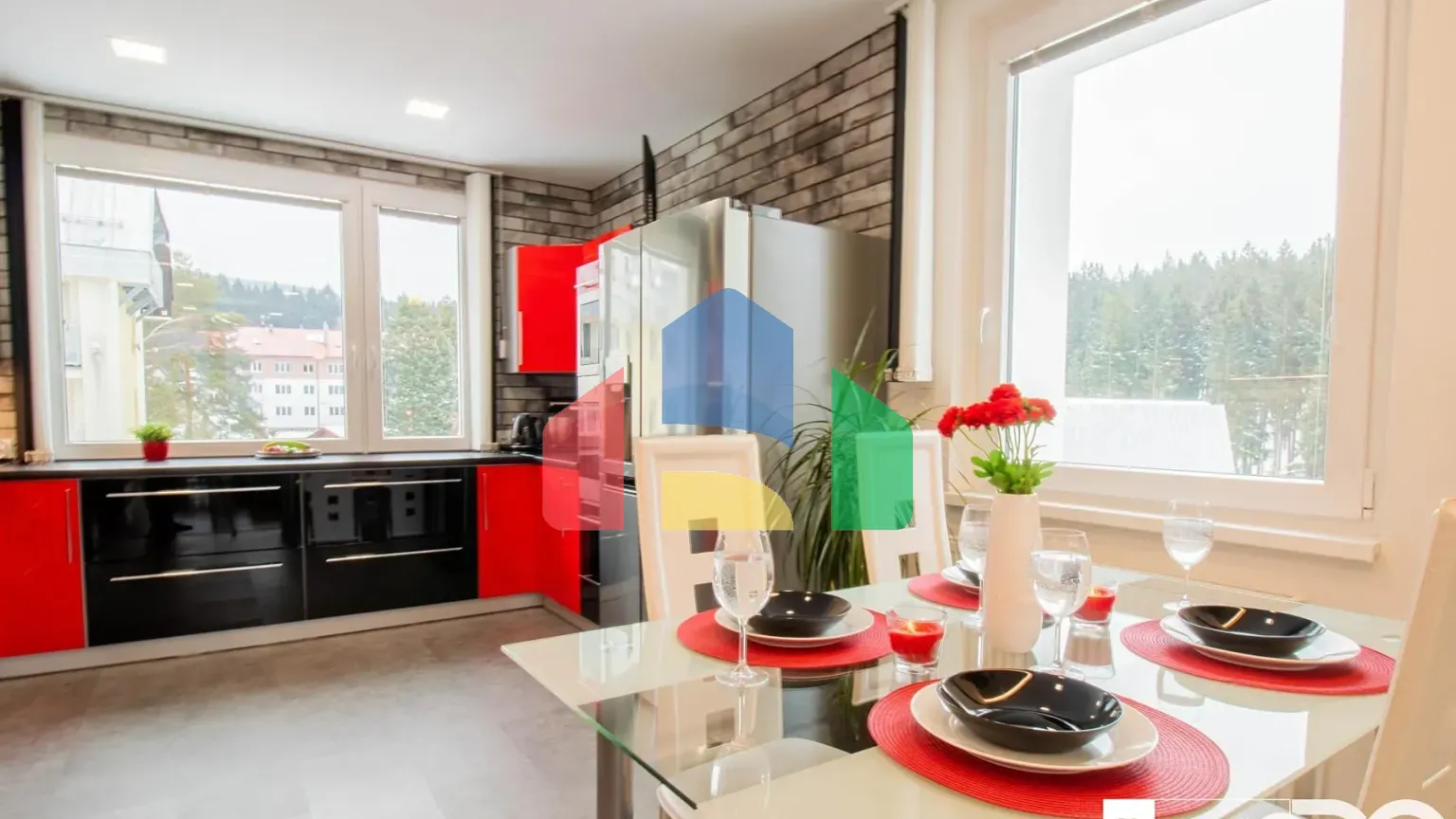 На продажу квартира 3-комн. студия 87 m²