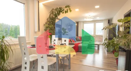 На продажу квартира 3-комн. студия 87 m² На продажу квартира 3-комн. студия 87 m²