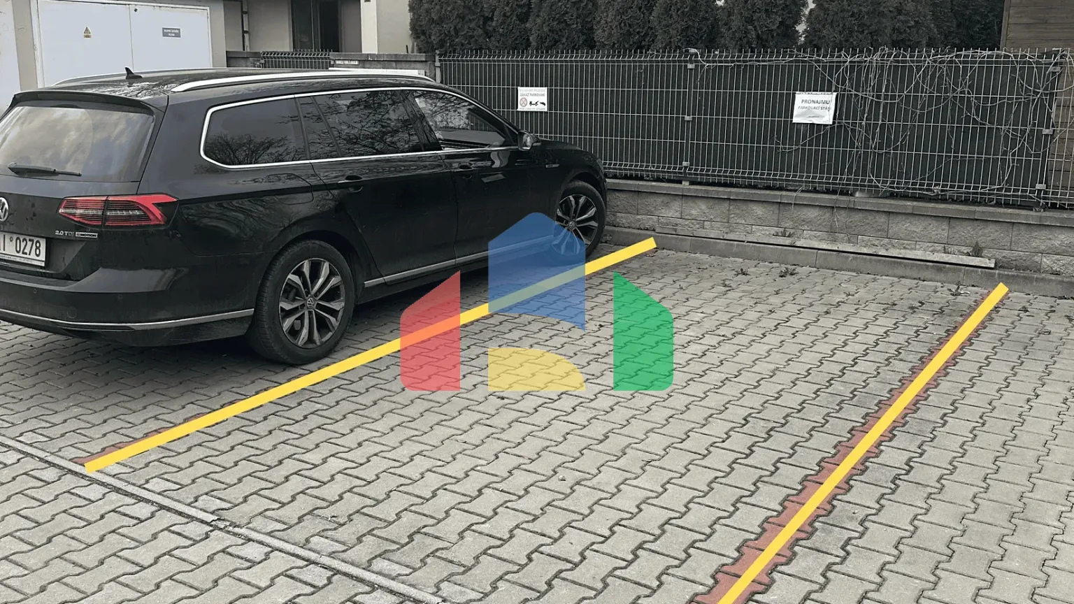 На продажу парковки 13 m²