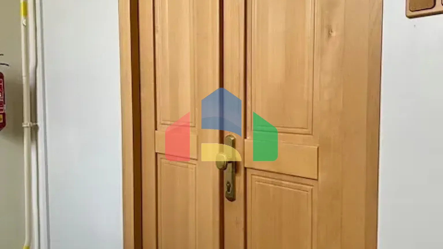 На продажу квартира 3-комн. студия 105 m²