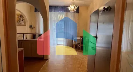 На продажу квартира 3-комн. студия 105 m²