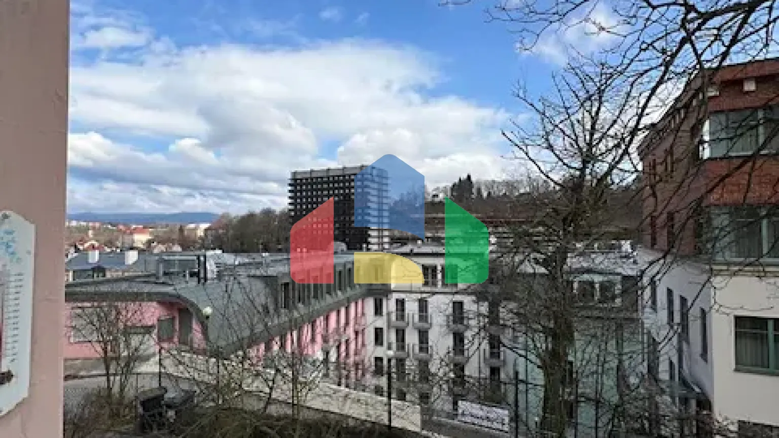 На продажу квартира 3-комн. студия 105 m²