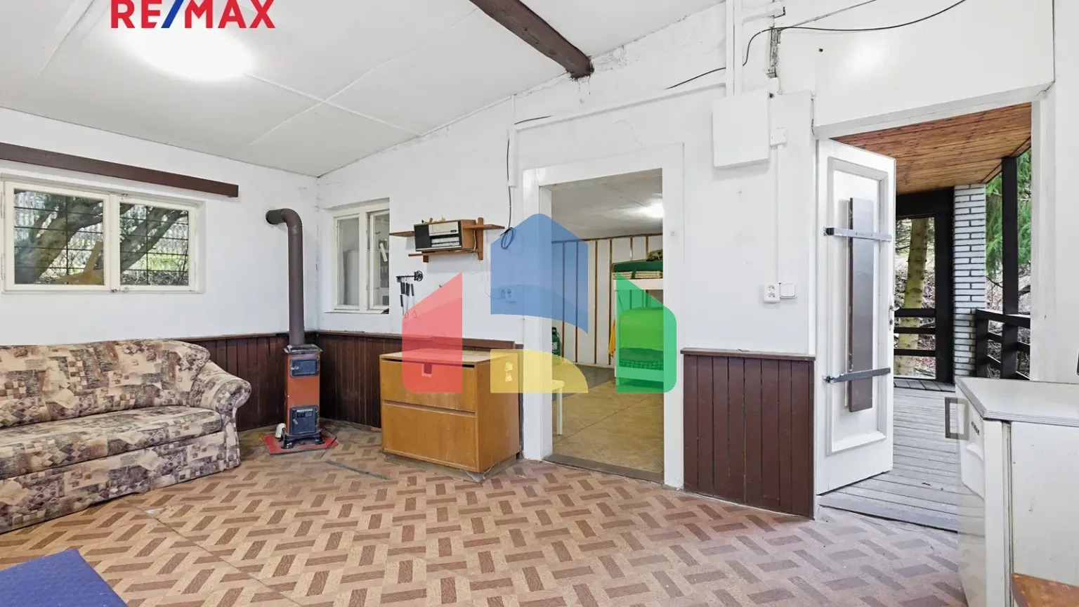 На продажу хижины 36 m², земельный участок 587 m²