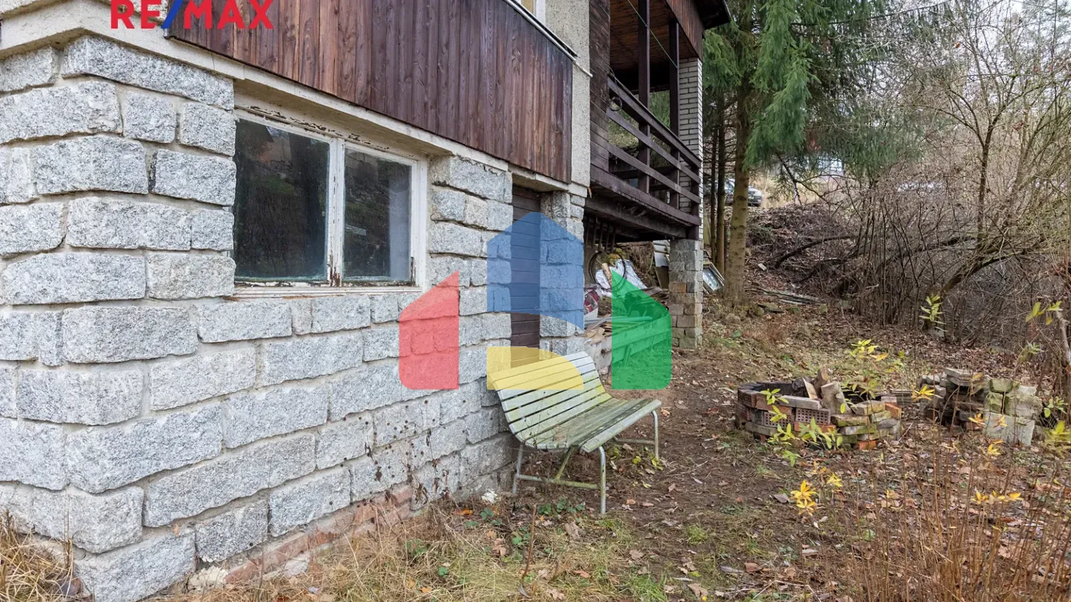 На продажу хижины 36 m², земельный участок 587 m²