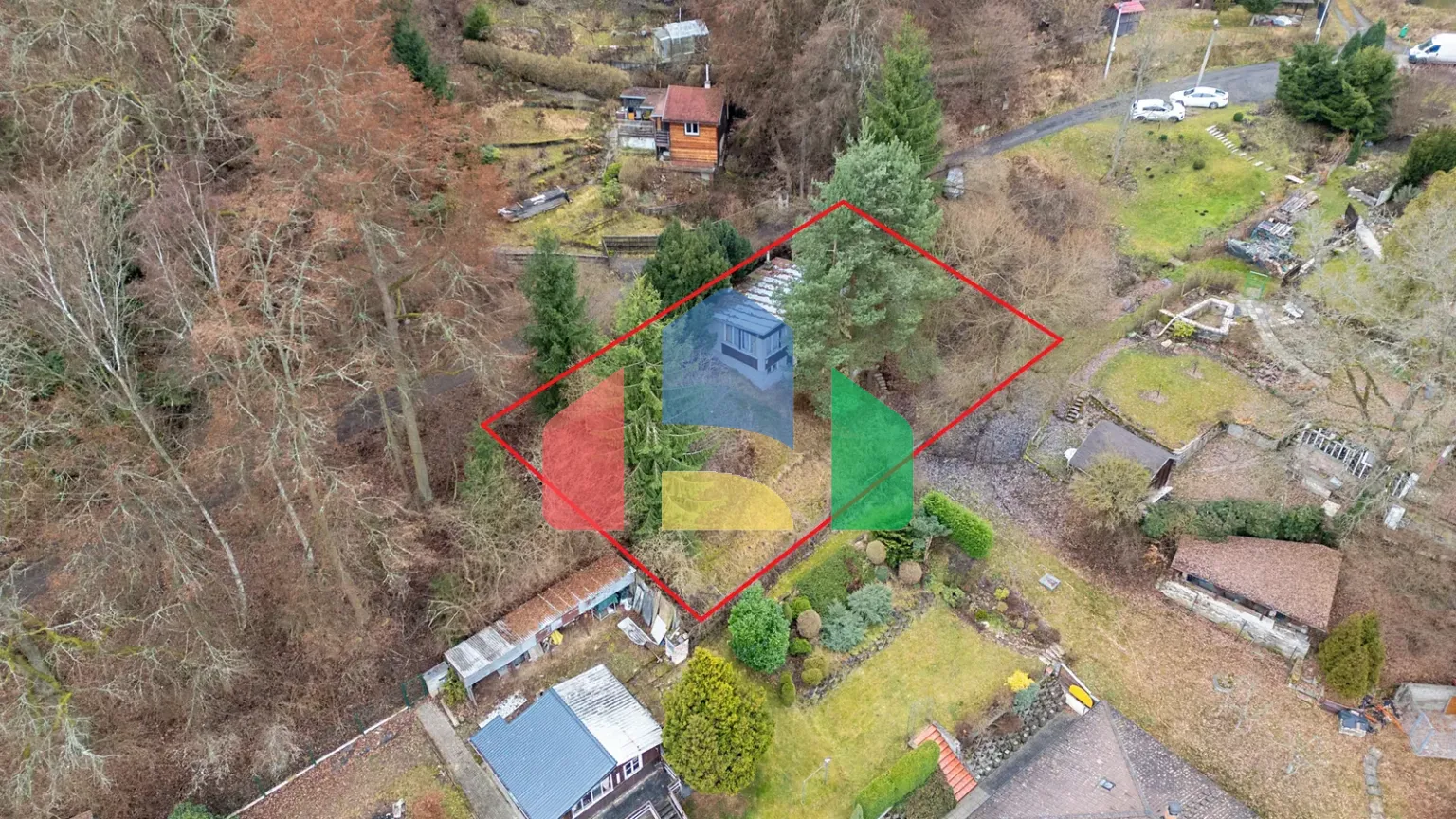 На продажу хижины 36 m², земельный участок 587 m²