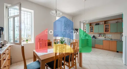 На продажу виллы 701 m², земельный участок 732 m²