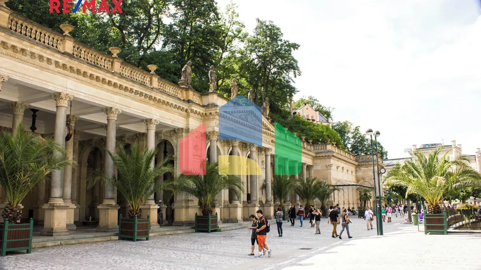 На продажу семейные дома 222 m², земельный участок 126 m²