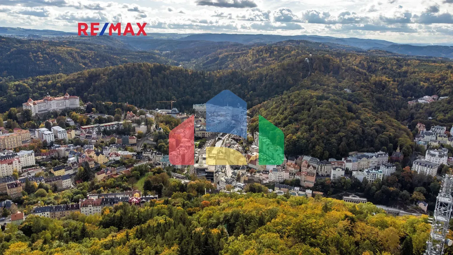 На продажу семейные дома 222 m², земельный участок 126 m²