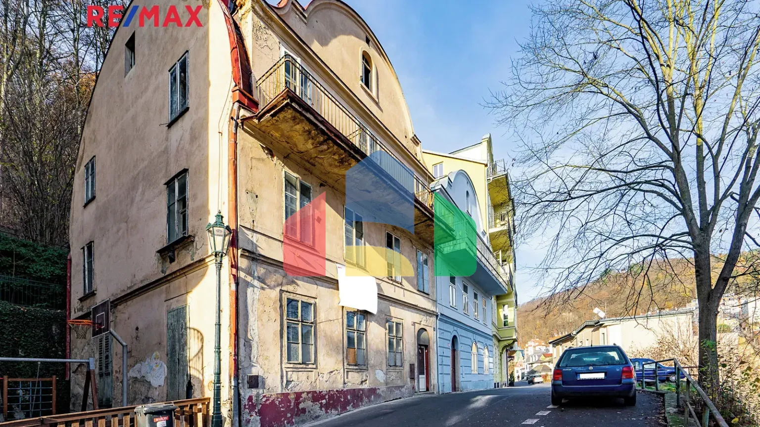 На продажу семейные дома 222 m², земельный участок 126 m²