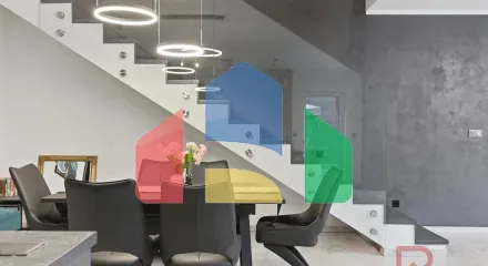 На продажу семейные дома 180 m², земельный участок 586 m²